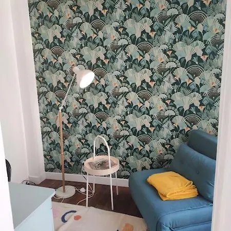 Apartment Charming 40 M2, 10th *